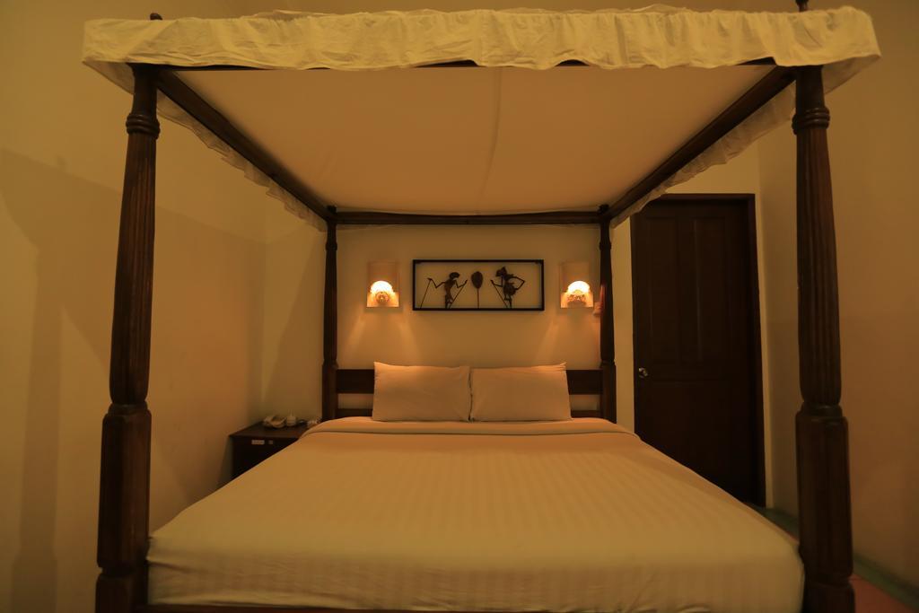 Putri Bali Villa Seminyak Exteriör bild