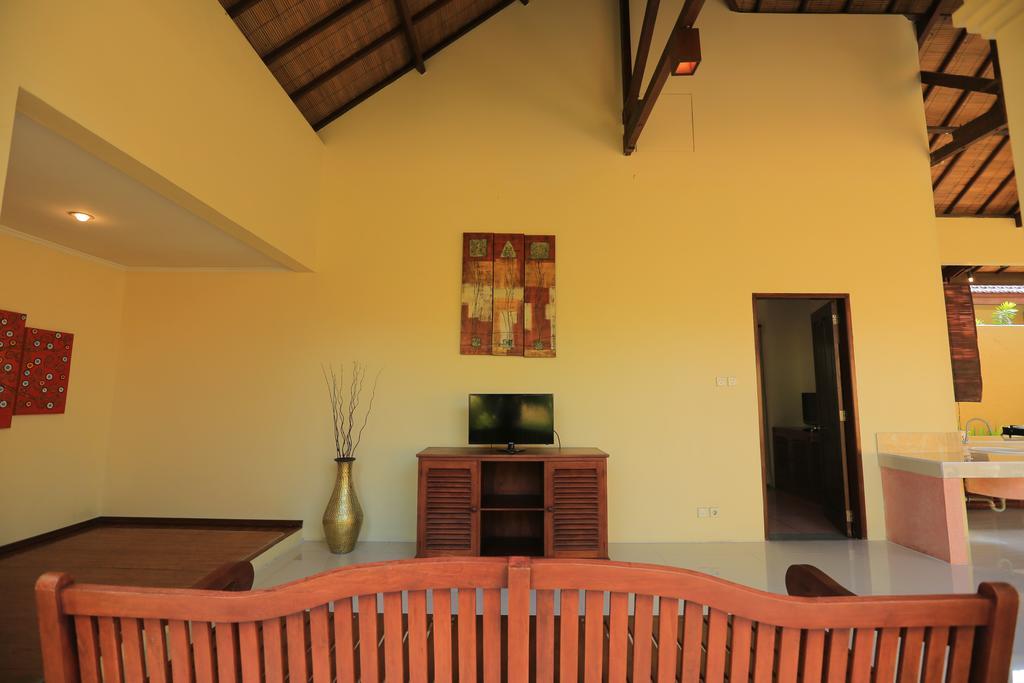 Putri Bali Villa Seminyak Exteriör bild