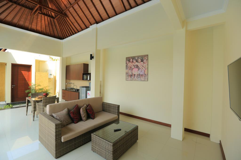 Putri Bali Villa Seminyak Exteriör bild