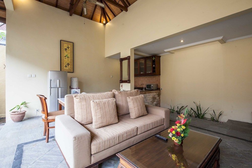 Putri Bali Villa Seminyak Exteriör bild